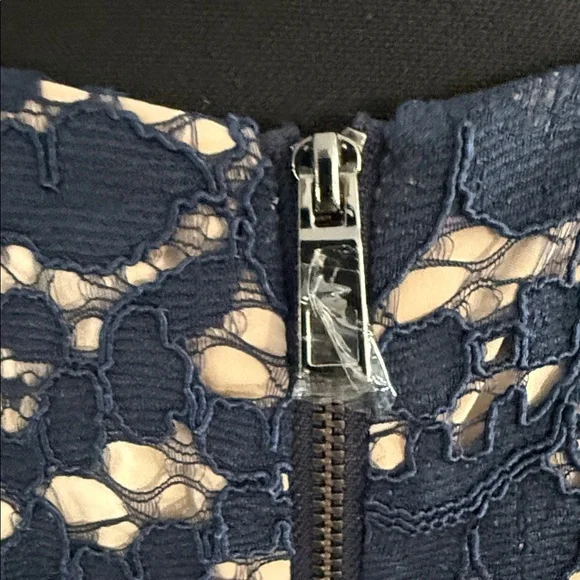 Flawless Vince Camuto Navy Lace Long Sleeve Dress - Picture 5 of 10